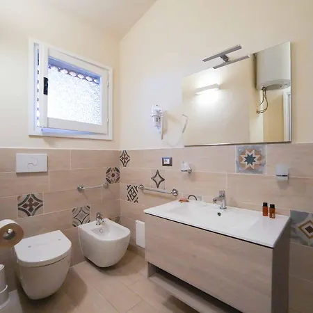 Hotell Mimose Village Badesi