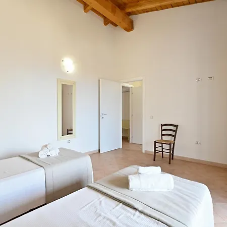 Mimose Village Hotell Badesi