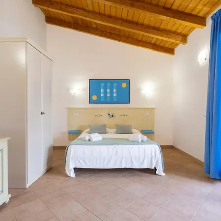 Mimose Village 4*