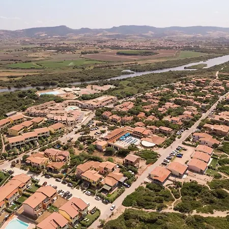 Mimose Village 호텔