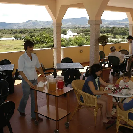 Hotel Mimose Village 4*