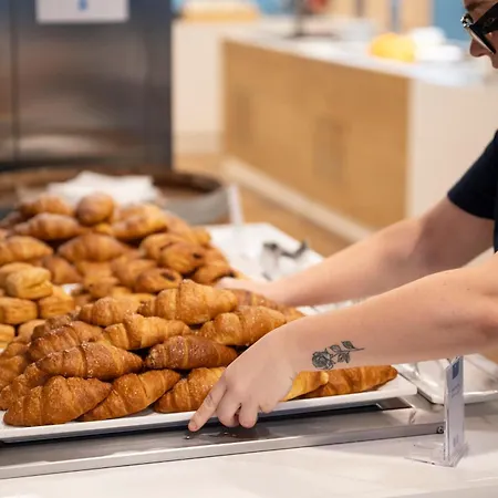 Hotel Mimose Village 4*