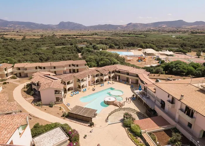 Mimose Village Otel 4*